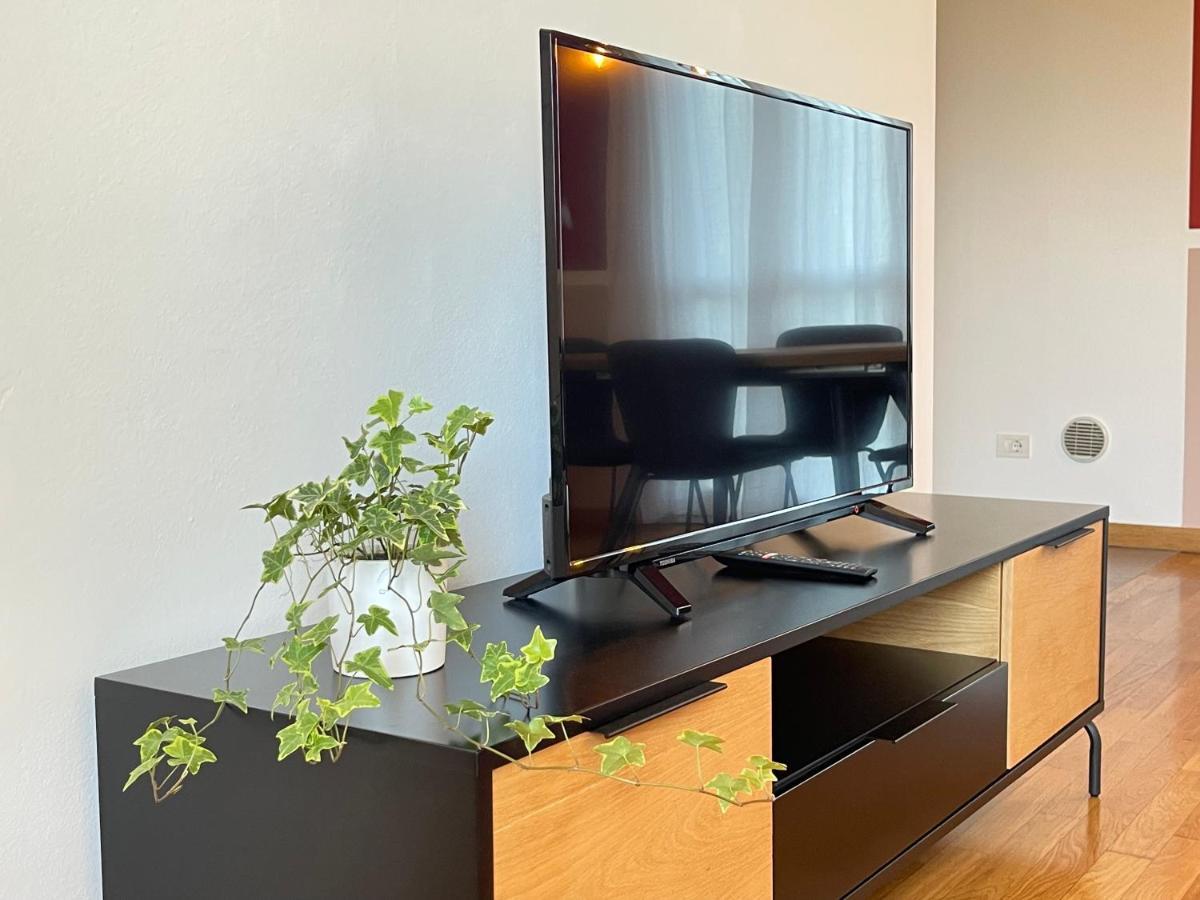 Appartamento Moderno In Tenuta Melloni Anzola dell'Emilia Luaran gambar