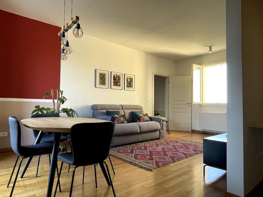 Appartamento Moderno In Tenuta Melloni Anzola dell'Emilia Luaran gambar